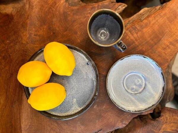 Canggu Craft Set with yellow lemons for contrast, emphasizing the set's versatility and style