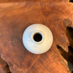 Top view of the empty Volcanic Agung Vase on a wooden surface